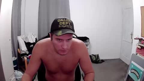 Snapshot of plkrisztian chatting on October 5, 6:50 pm plkrisztian online show from October 5, 6:50 pm