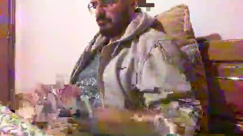 Snapshot of plu07f3520 chatting on April 13, 10:59 pm plu07f3520 online show from April 13, 10:59 pm