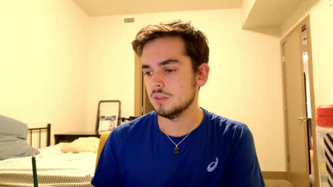 Snapshot of plutothepuppy chatting on December 21, 9:44 am Pluto The Pup online show from December 21, 9:44 am