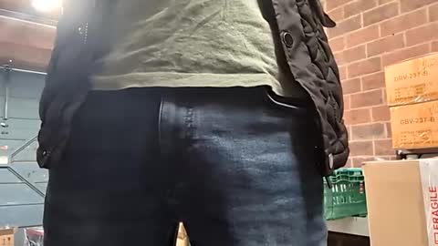 Snapshot of po13o chatting on October 27, 11:03 am po13o online show from October 27, 11:03 am