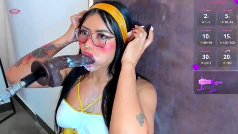 pocahontas_lantina online show from November 26, 4:02 am
