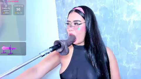 Snapshot of pocahontaslatinaa chatting on June 23, 2:53 am pocahonta online show from June 23, 2:53 am