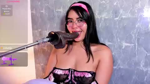 Snapshot of pocahontaslatinaa chatting on July 16, 2:39 am pocahonta online show from July 16, 2:39 am