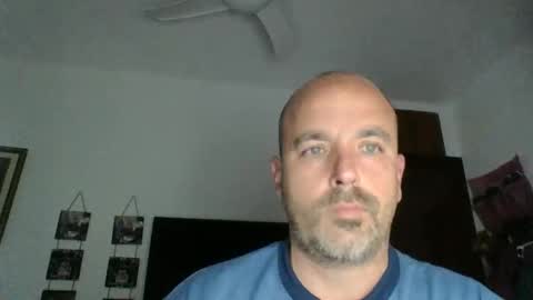 Snapshot of pocoyotop chatting on January 24, 7:51 am pocoyotop online show from January 24, 7:51 am