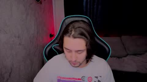 pohyi_ online show from February 18, 7:48 am