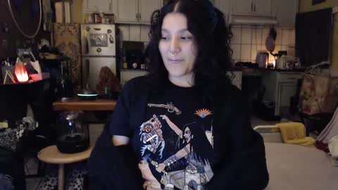 poisonivy1111 online show from December 11, 9:19 am