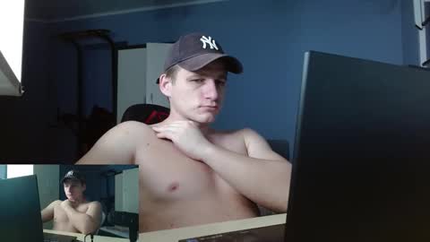 Poliglotjoe2 online show from January 18, 8:56 pm