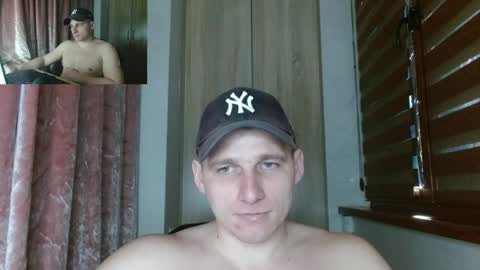 Poliglotjoe2 online show from April 13, 3:06 pm