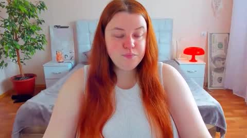 Snapshot of polinasallivan chatting on March 13, 10:11 am Polina online show from March 13, 10:11 am