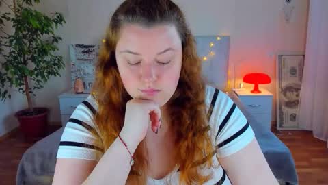 Snapshot of polinasallivan chatting on April 4, 2:47 pm Polina online show from April 4, 2:47 pm