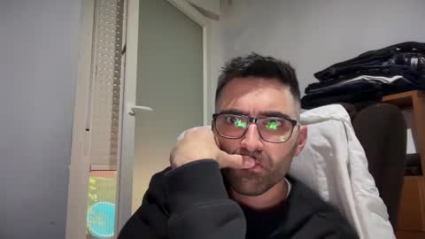 pollabeta online show from January 17, 9:47 am