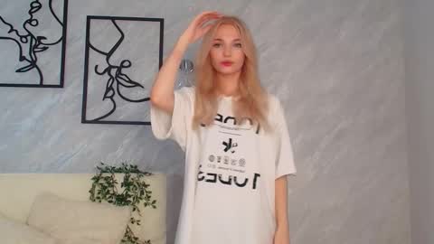 pollimills online show from September 15, 7:19 am