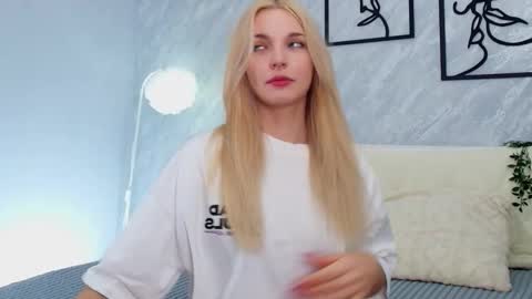 pollimills online show from September 25, 7:23 am