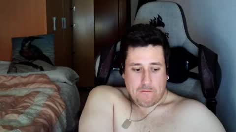 Snapshot of pollito_95 chatting on January 11, 3:52 pm Pollito online show from January 11, 3:52 pm