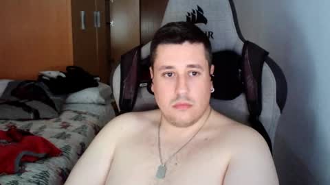 Snapshot of pollito_95 chatting on January 26, 2:08 pm Pollito online show from January 26, 2:08 pm