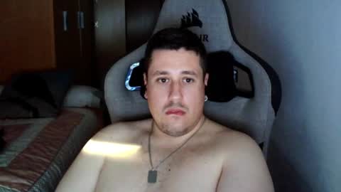 Snapshot of pollito_95 chatting on January 28, 4:19 pm Pollito online show from January 28, 4:19 pm