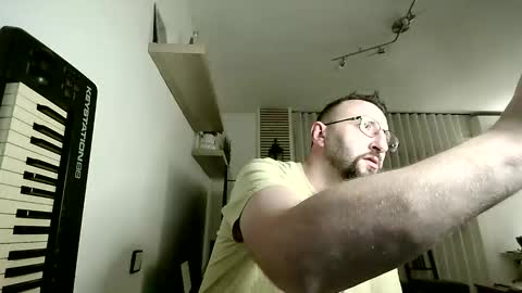 Snapshot of polllaman_23 chatting on November 4, 9:36 pm polllaman_23 online show from November 4, 9:36 pm