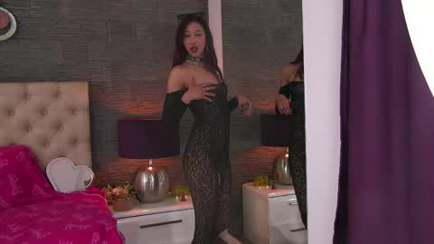 Snapshot of polly_curiouss chatting on May 14, 4:03 pm polly_curiouss online show from May 14, 4:03 pm