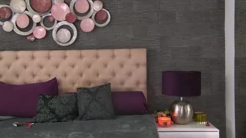 Snapshot of polly_curiouss chatting on May 18, 3:51 pm polly_curiouss online show from May 18, 3:51 pm