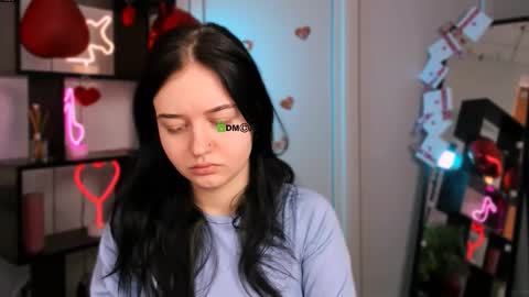 Snapshot of polly_cute1 chatting on February 22, 6:46 am polly_cute1 online show from February 22, 6:46 am