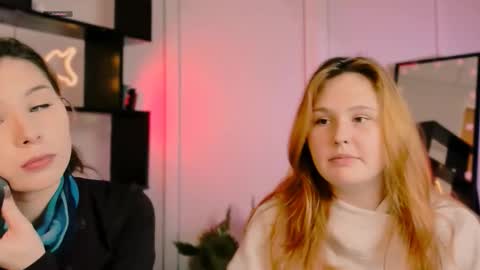 Snapshot of polly_cute1 chatting on February 26, 12:48 pm polly_cute1 online show from February 26, 12:48 pm