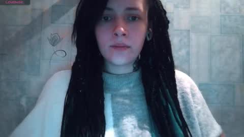 Snapshot of polly_wow chatting on December 14, 6:23 pm Polly online show from December 14, 6:23 pm