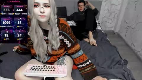 Snapshot of polly_wow chatting on February 4, 6:47 pm Polly online show from February 4, 6:47 pm