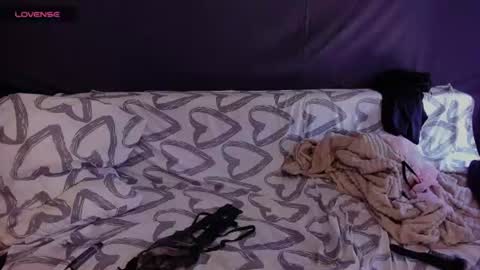 Snapshot of polly_wow chatting on July 8, 10:31 am Polly online show from July 8, 10:31 am