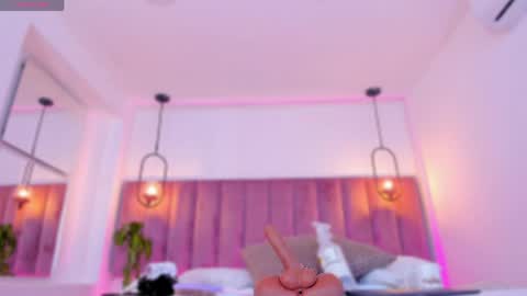 POLLY online show from April 14, 10:21 am