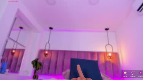 Snapshot of pollybabe_ chatting on May 25, 10:32 am POLLY online show from May 25, 10:32 am