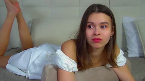 Polly online show from February 25, 6:56 am