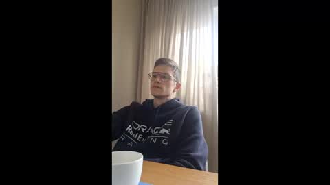 Snapshot of polsenos chatting on February 24, 8:23 am polsenos online show from February 24, 8:23 am