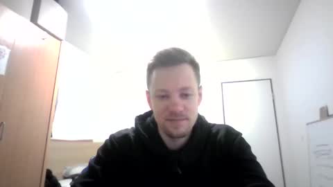 Snapshot of pommesmiteiscreme chatting on February 8, 3:19 am pommesmiteiscreme online show from February 8, 3:19 am