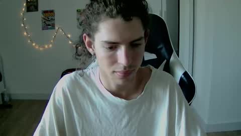 aleks ness online show from October 7, 9:50 am