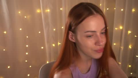 Snapshot of poni_dii chatting on December 21, 12:09 am    online show from December 21, 12:09 am