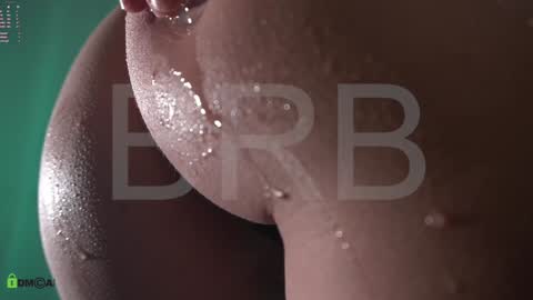 Snapshot of poni_dii chatting on February 5, 9:07 pm    online show from February 5, 9:07 pm