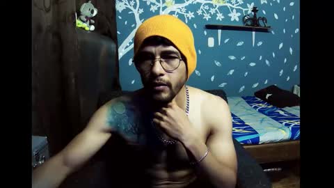 Snapshot of ponzothc chatting on February 22, 9:35 pm ponzothc online show from February 22, 9:35 pm