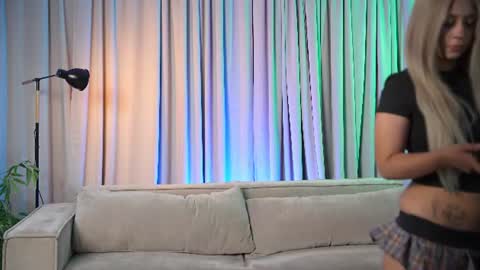  Sara and Kate  online show from June 30, 12:28 pm