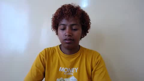 Snapshot of popetykely00 chatting on December 24, 7:06 am popetykely00 online show from December 24, 7:06 am