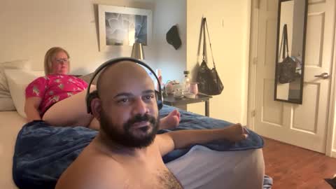 popfizzt online show from September 12, 3:39 am