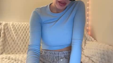 Poppy Knox online show from November 14, 12:53 am