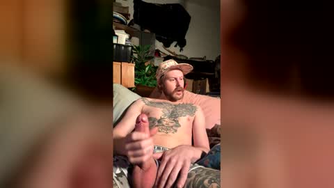 Snapshot of porkdouglas chatting on April 8, 10:43 pm Pork Douglas online show from April 8, 10:43 pm