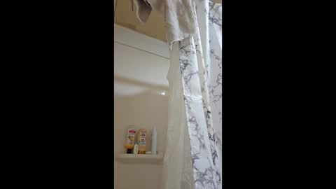 Snapshot of porkynerd chatting on November 12, 4:35 am porkynerd online show from November 12, 4:35 am