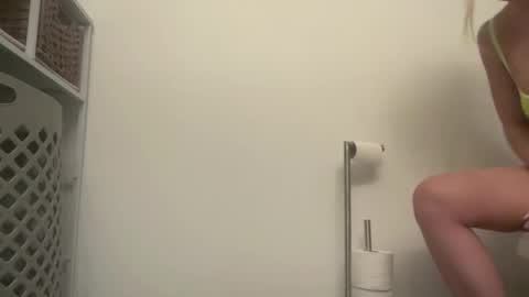 Portia Banks online show from April 8, 2:22 am