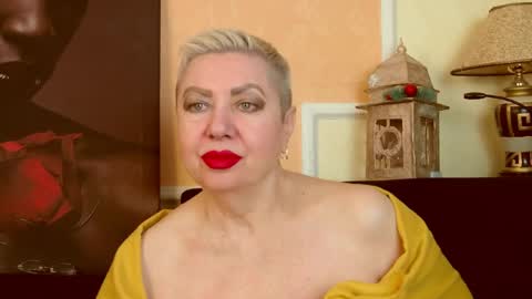 LADY POSH online show from April 30, 11:49 am