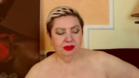 LADY POSH online show from July 2, 8:37 pm