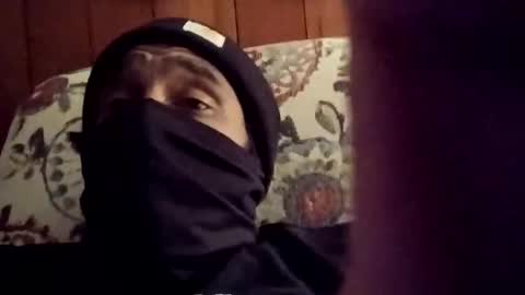 Snapshot of poundgame0710 chatting on December 23, 4:43 am PipeLayerPlayer007 online show from December 23, 4:43 am