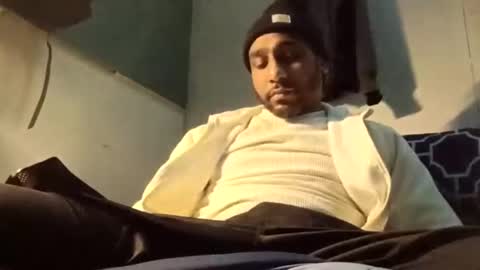 Snapshot of poundgame0710 chatting on February 15, 3:25 am PipeLayerPlayer007 online show from February 15, 3:25 am