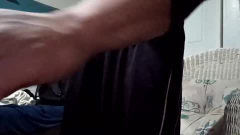 Snapshot of poundgame0710 chatting on March 16, 5:44 am PipeLayerPlayer007 online show from March 16, 5:44 am