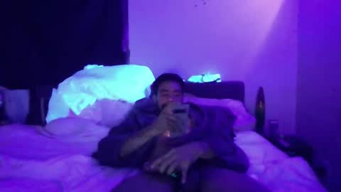 Snapshot of powercouple1208 chatting on November 14, 4:44 am powercouple1208 online show from November 14, 4:44 am